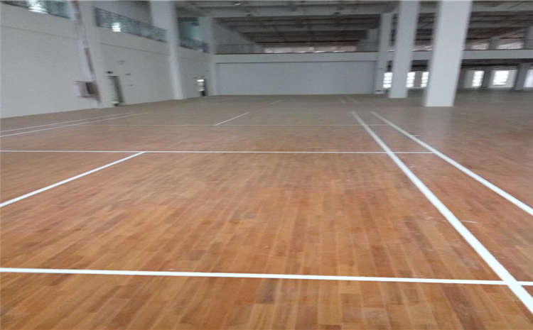 松木風雨操場木地板施工工藝有哪些
