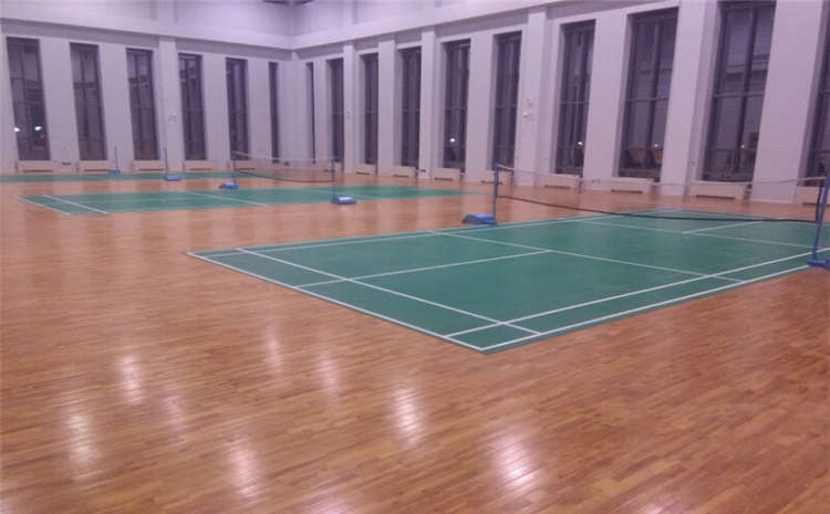 學校體育木地板保養(yǎng)方案