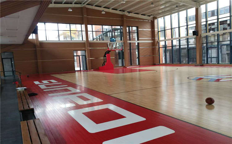 學(xué)校籃球館木地板打磨翻新是什么