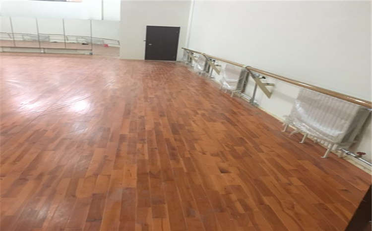 福建學(xué)校舞蹈室木地板造價(jià)