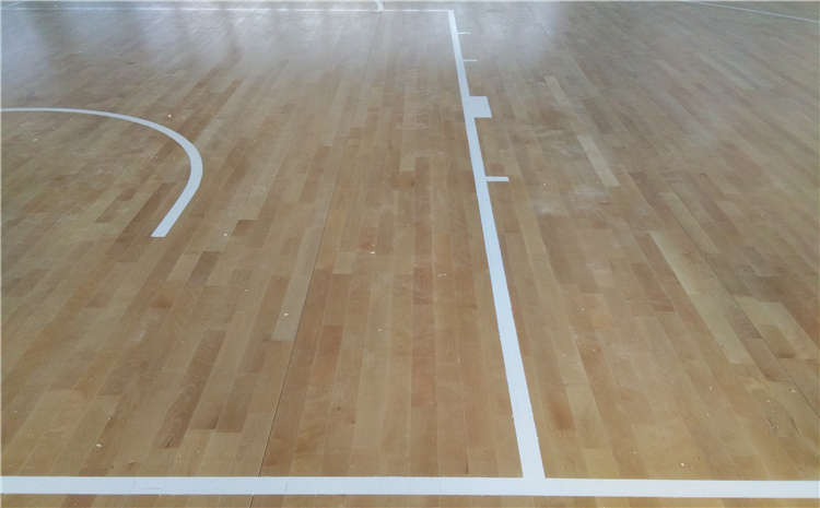 體育運動地板怎么保養？橡膠木
