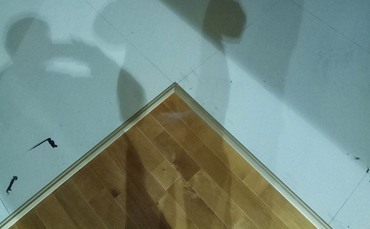 運動木地板漆面磨損怎么辦？